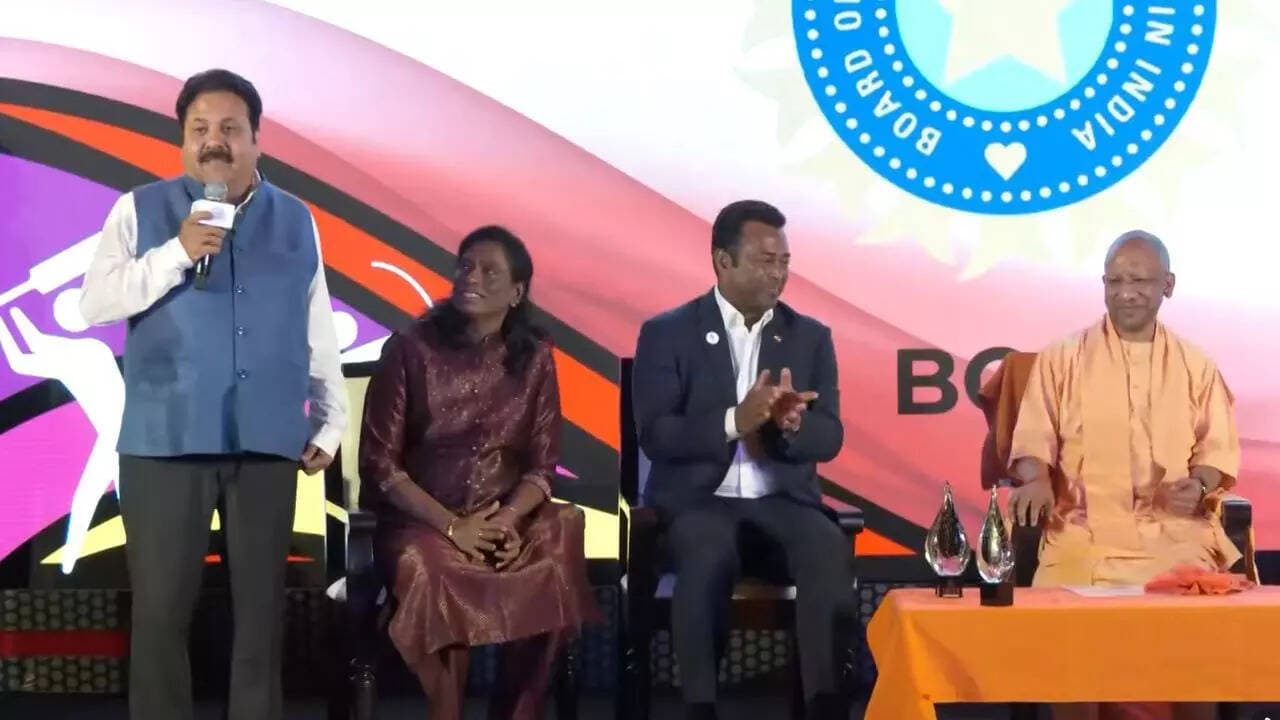 TOISA 2025: Rajiv Shukla applauds Times of India after BCCI named ‘Federation of the Year’