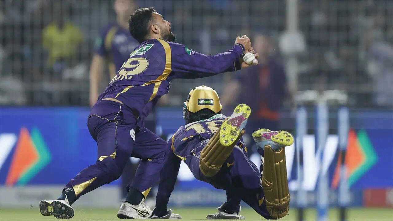 ‘Neck pain, dizziness and headache’: Shane Watson reveals worrying injury update on Angkrish Raghuvanshi