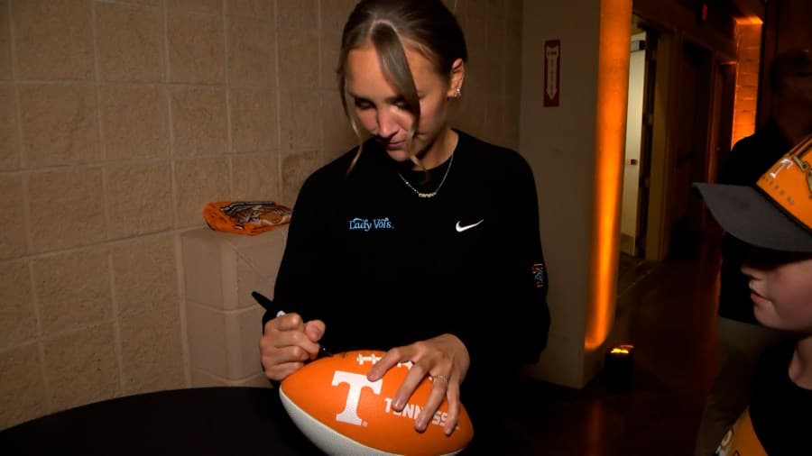Big Orange Caravan concludes tour in Kingsport