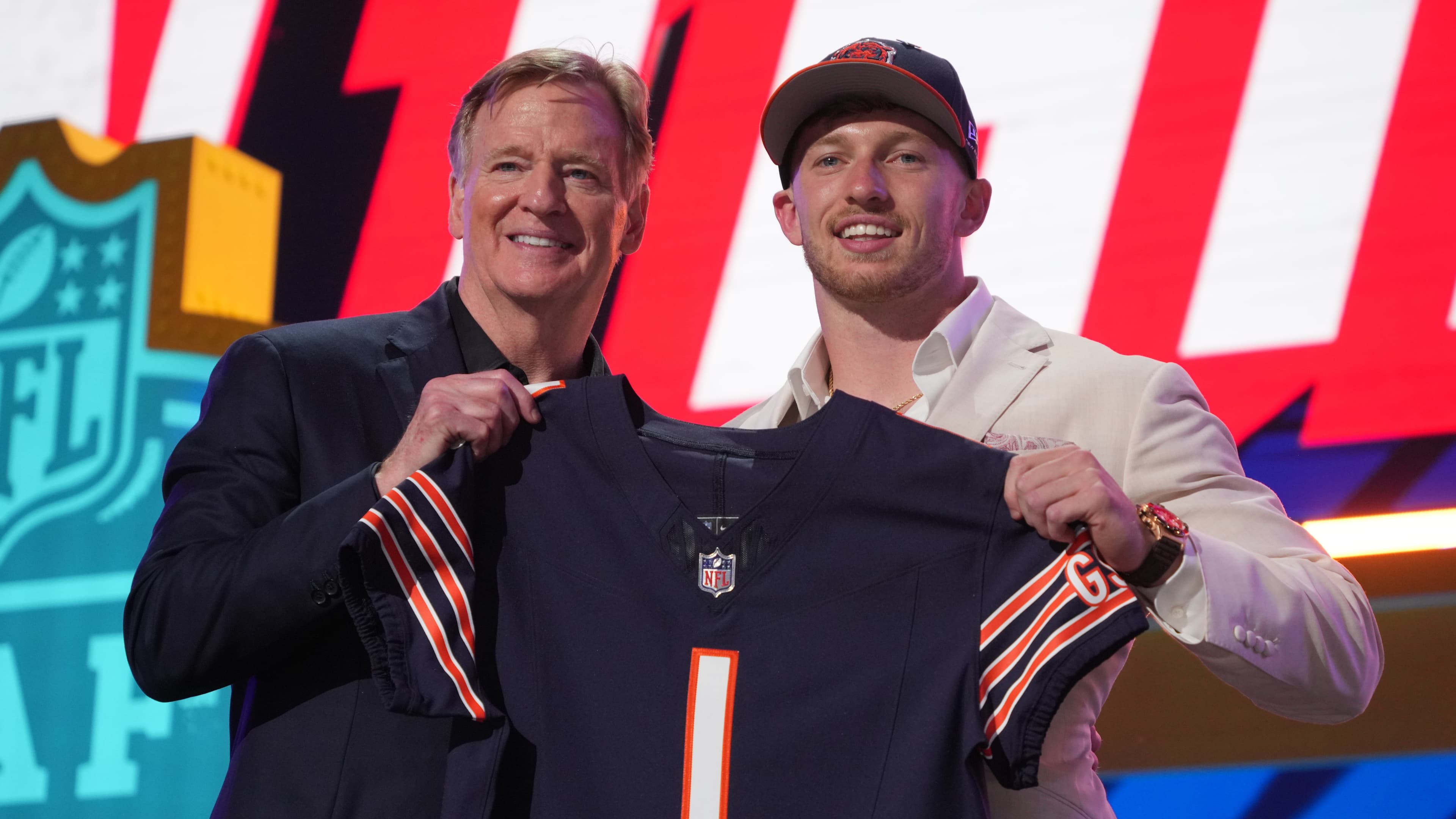 2026 NFL Draft: Chicago Bears select Oregon safety Dillon Thieneman with 25th pick in Round 1