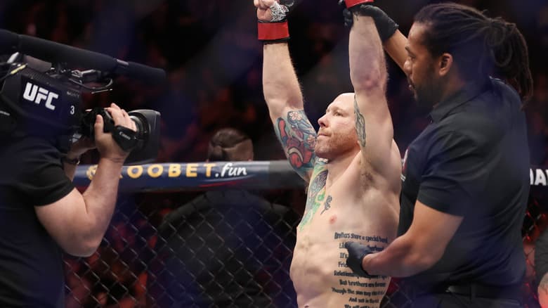 Emmett Strikes a Stunning Blow Against Vallejo in Unexpected MMA Clash!