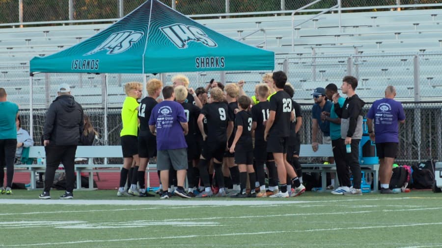 Islands, Savannah Arts boys’ soccer punch tickets to state semifinals