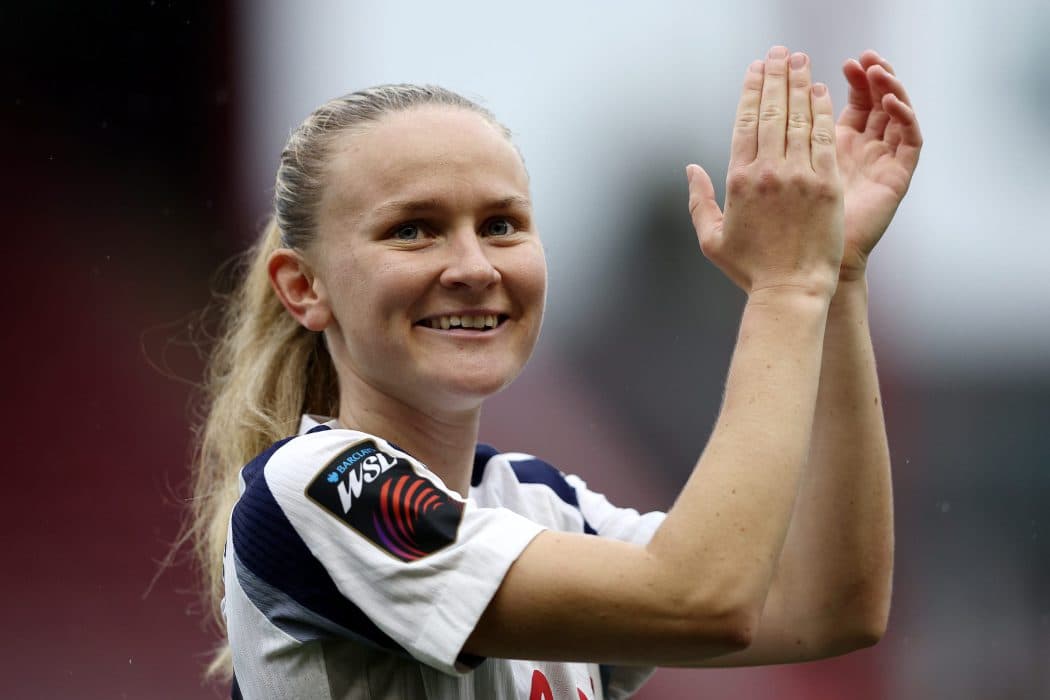 Spurs winger Vinberg signs new deal