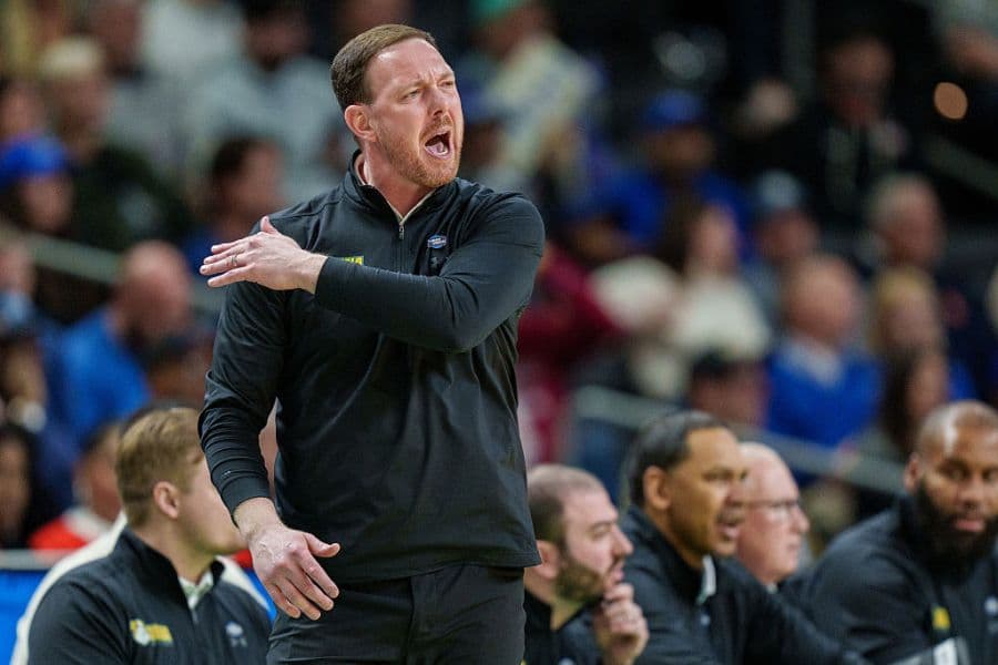 REPORT: Syracuse eyes Gerry McNamara for head coach position