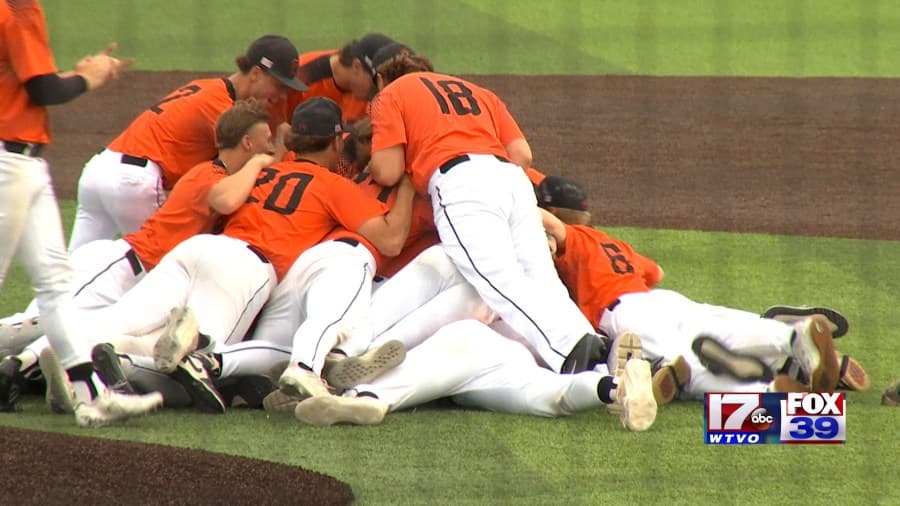 Heidemann and Harlem blank Hononegah to clinch at least a share of the NIC-10 championship