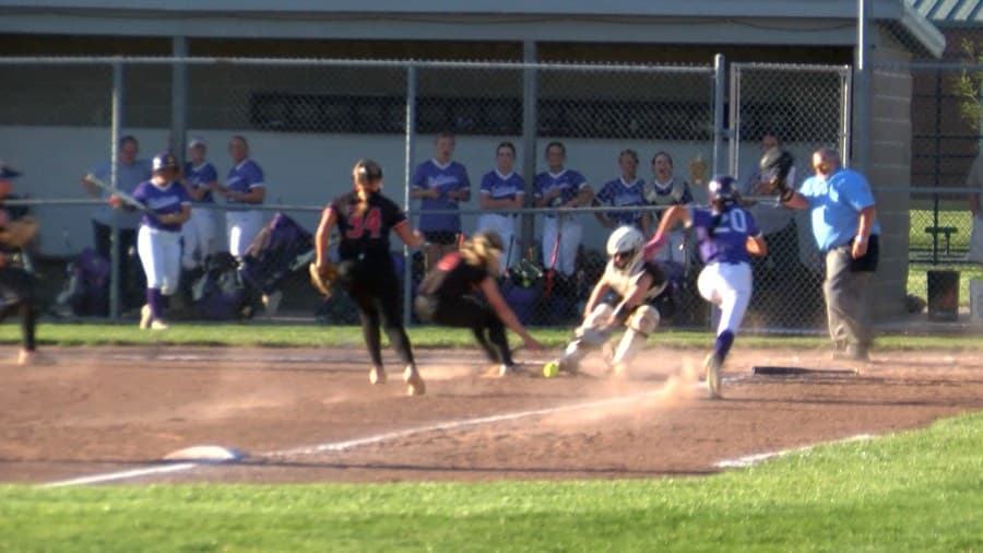 Sullivan Softball beats Edgewood, 4-3