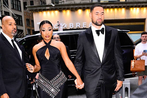 Megan Thee Stallion Splits w/ Klay Thompson After Catches Him w/ WNBA Star!