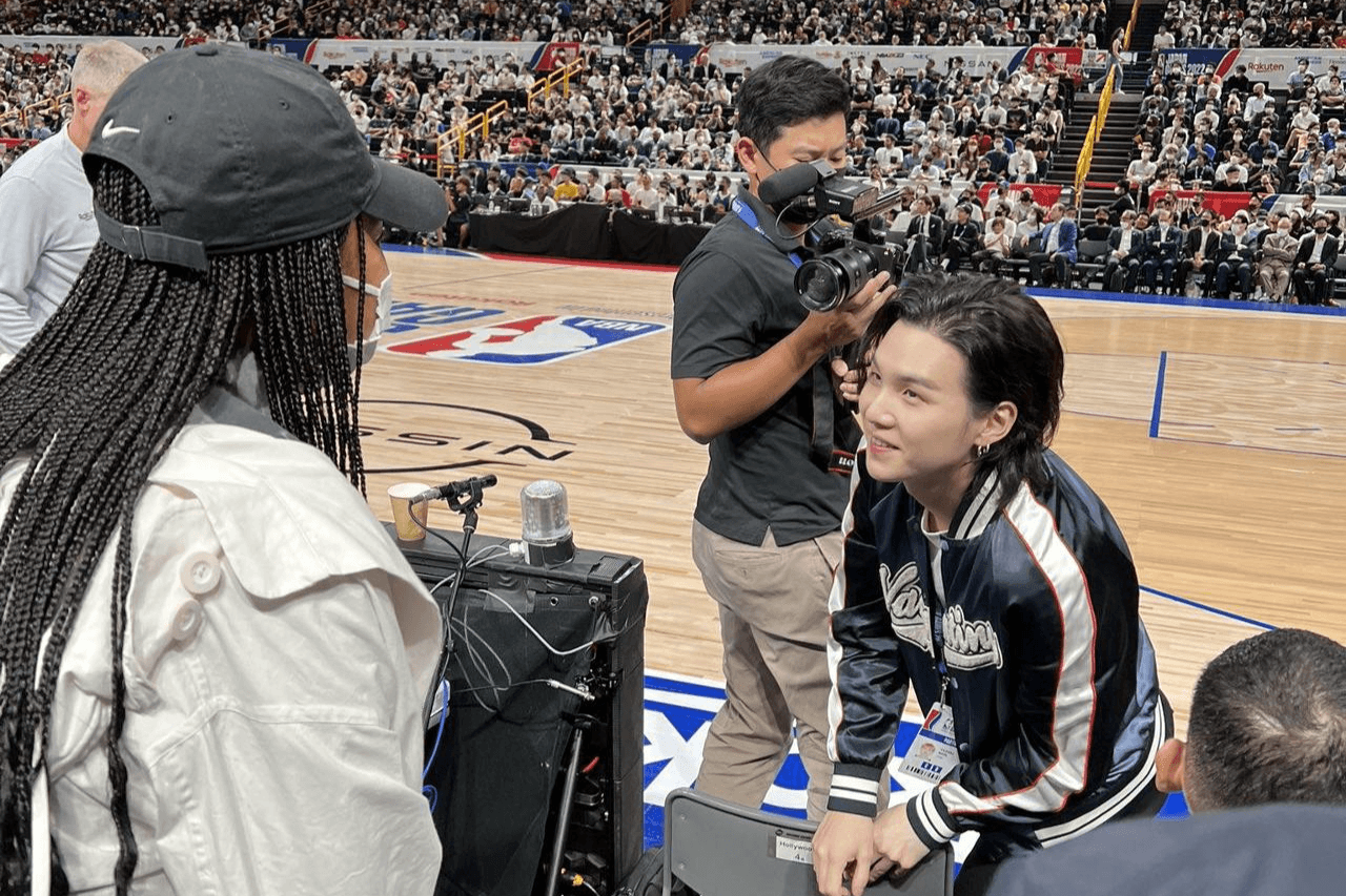 From Broadway stars to wrestlers, your favorite celebrities are also BTS fans - The Korea Times