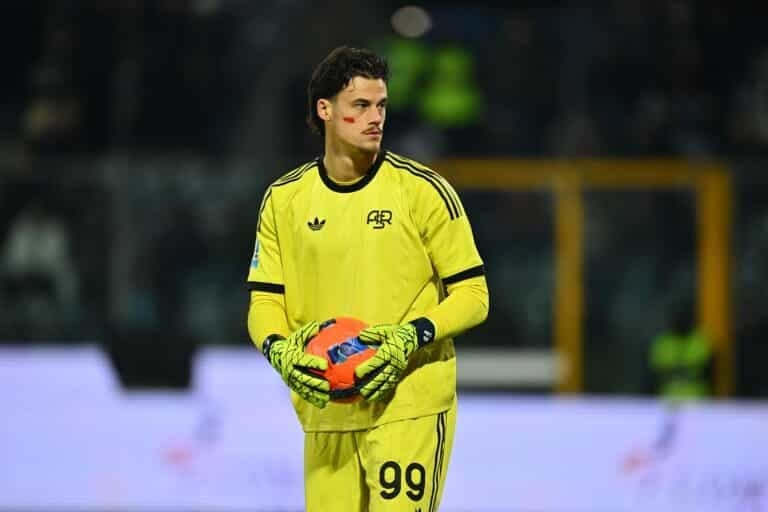 From Svilar to Koné and Ndicka: Who can leave Roma in the summer