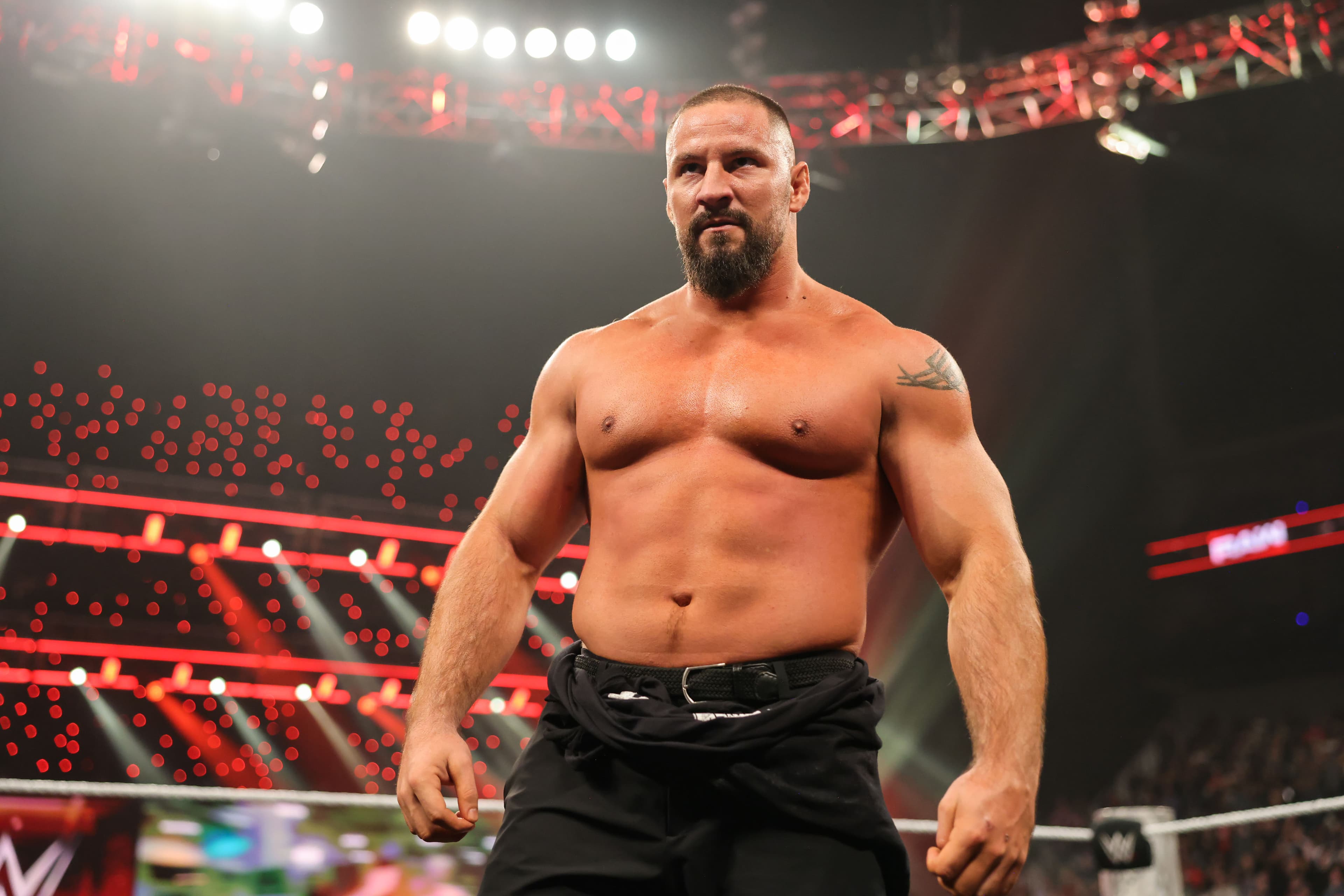 WrestleMania 42 results: Bron Breakker's return spoils Seth Rollins' instant classic against Gunther