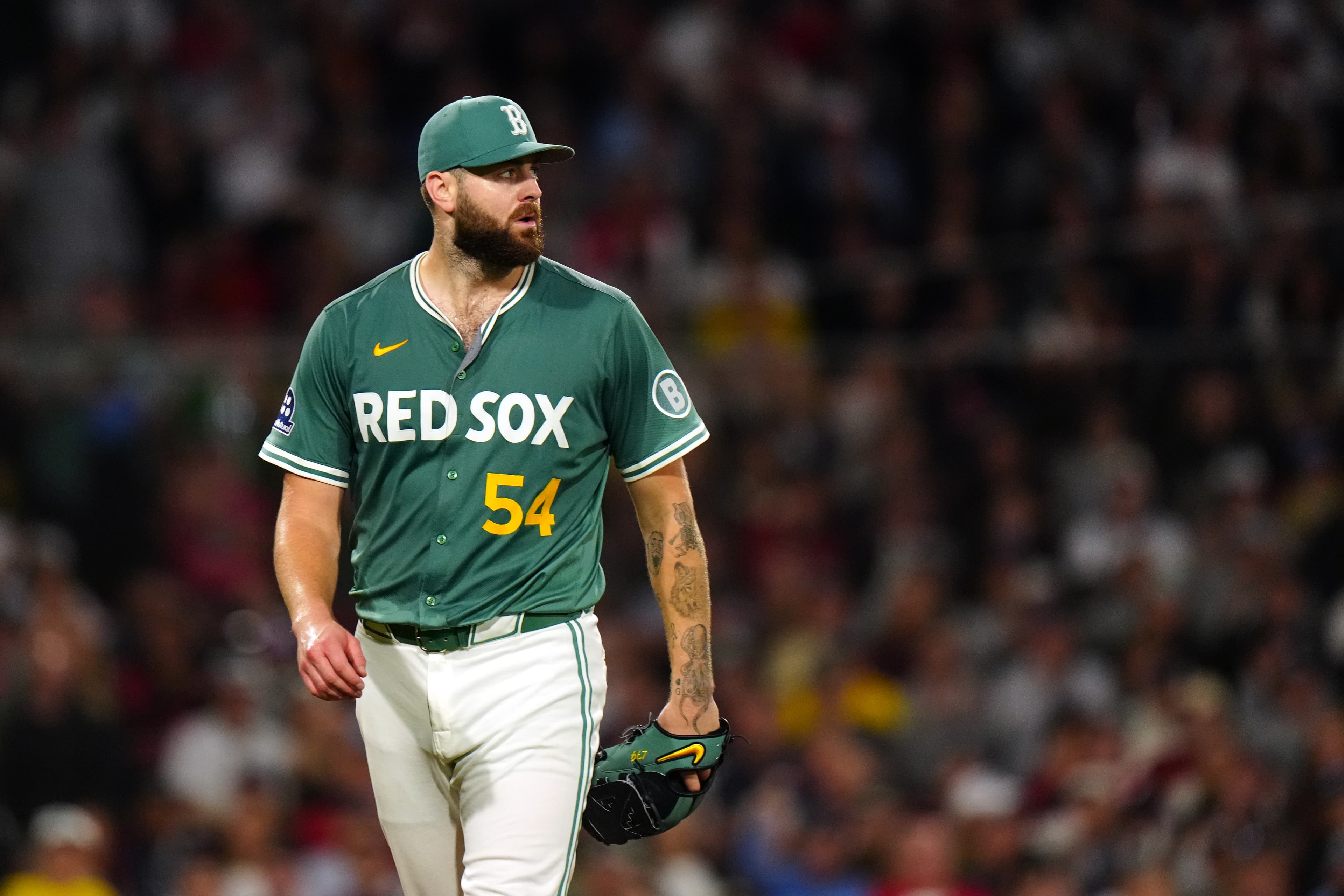 Lucas Giolito reportedly agrees to 1-year deal with Padres after sitting out start of 2026 MLB season
