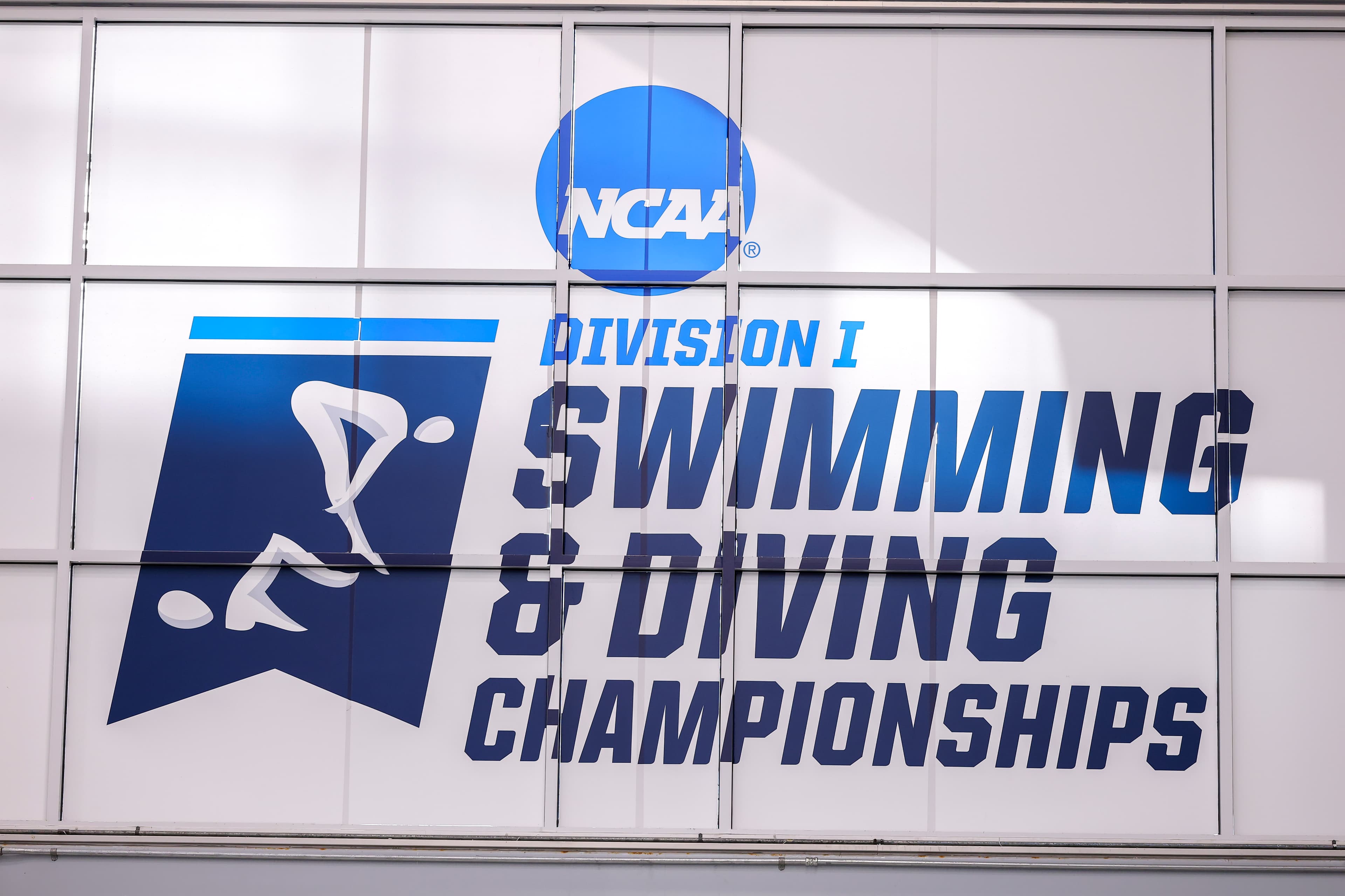 Virginia starts off hot, wins two out of three events on first night of NCAA women’s swimming championships
