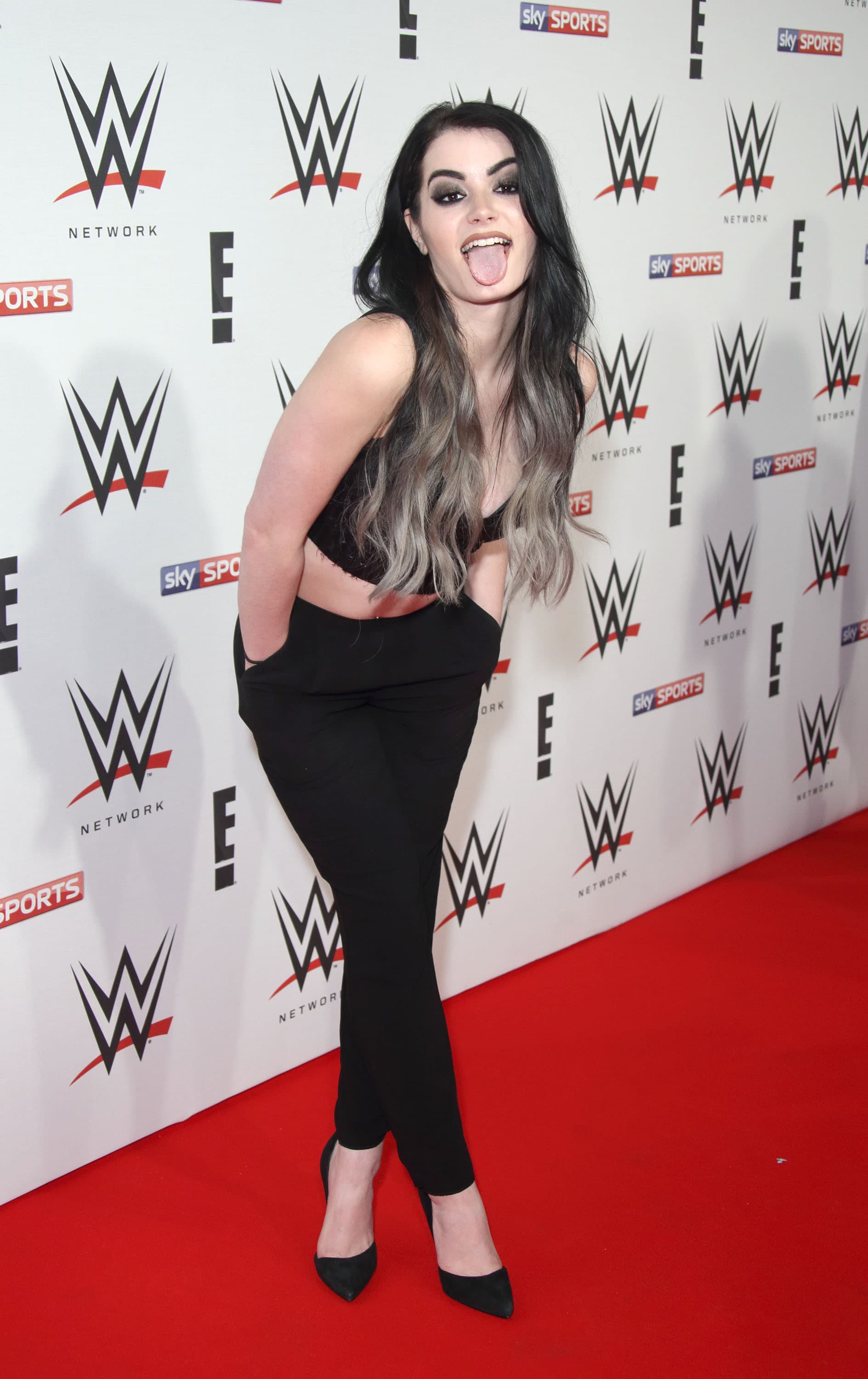 WrestleMania 42 results: Paige returns, takes injured Nicki Bella's spot in championship match