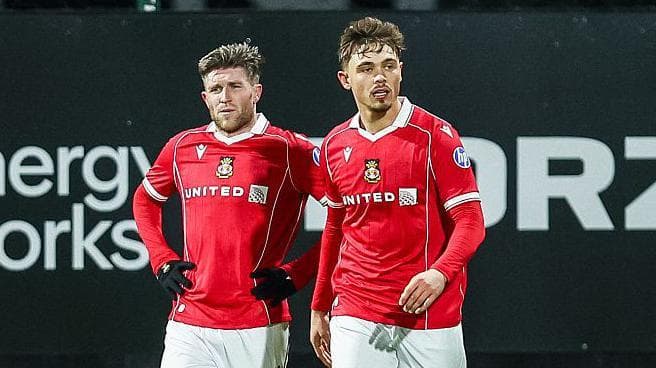 Windass and Doyle claim Wrexham awards