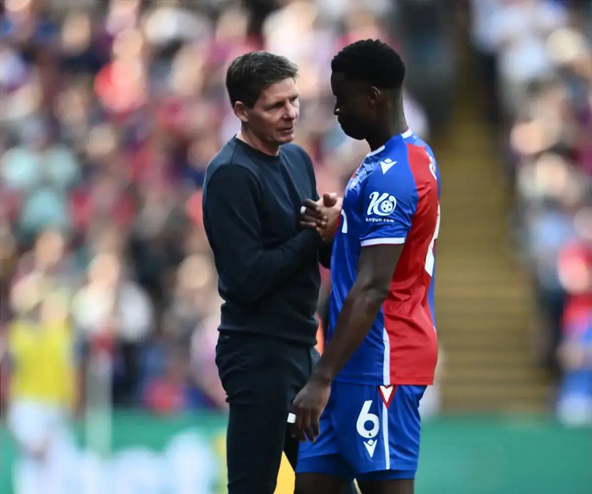 “He had lunch with us” – Premier League manager reveals Manchester City star visited former club this week