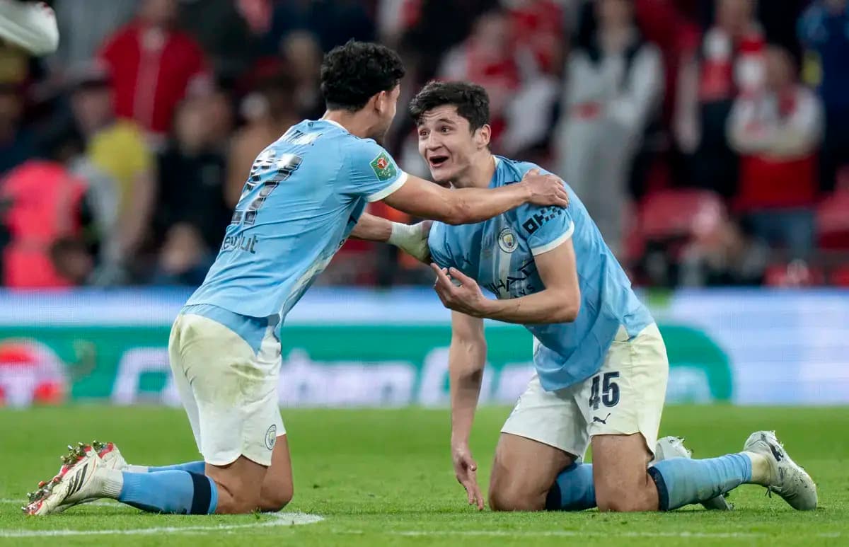 Defensive duo targeted by Manchester City for ‘new and improved’ salary packages