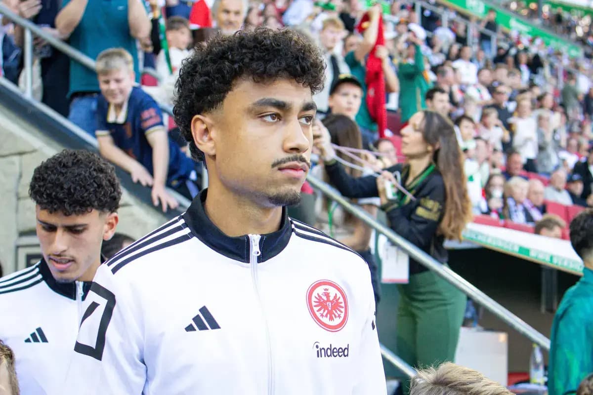 Manchester City eye €65 million Bundesliga defender as player reacts to transfer speculation