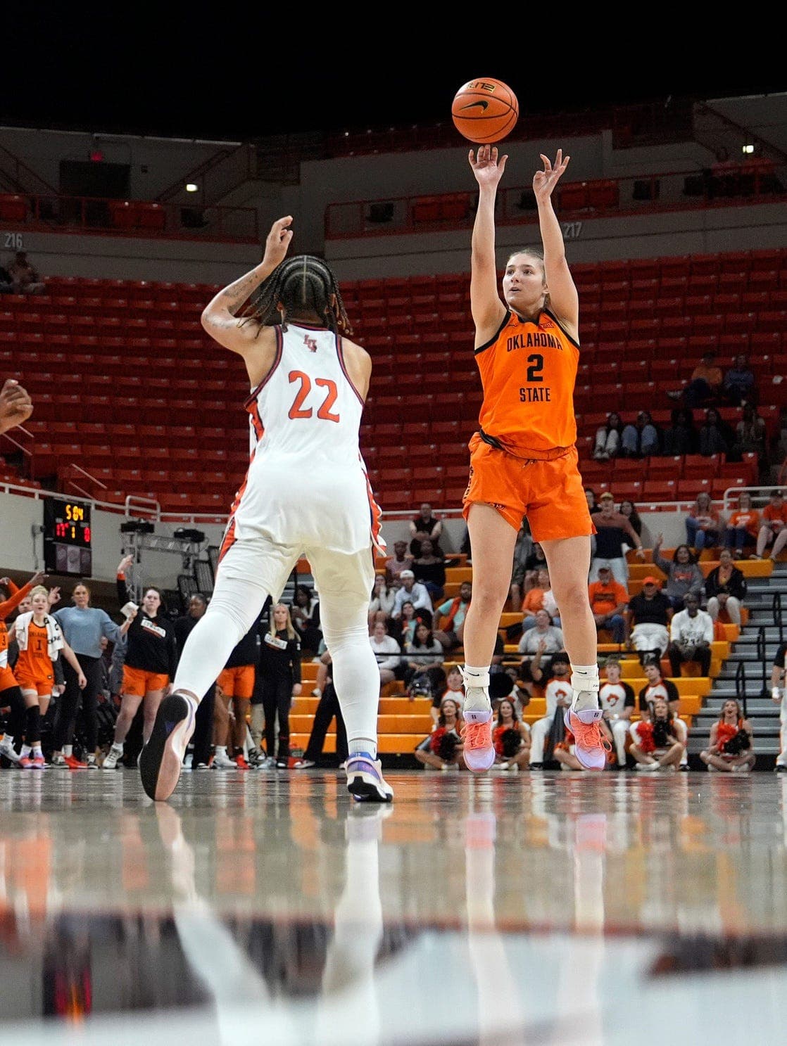 Lena Girardi, daughter of Joe Girardi, enters transfer portal