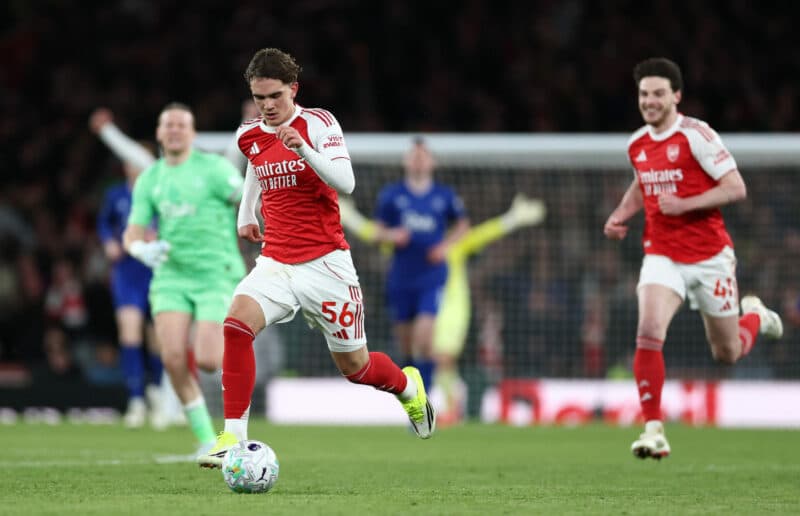 Arsenal youngster sets new record with Premier League title win