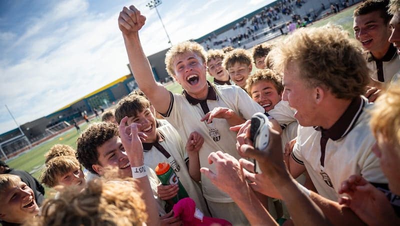 High school boys soccer: Davis guarantees outright Region 1 title with convincing win over Farmington
