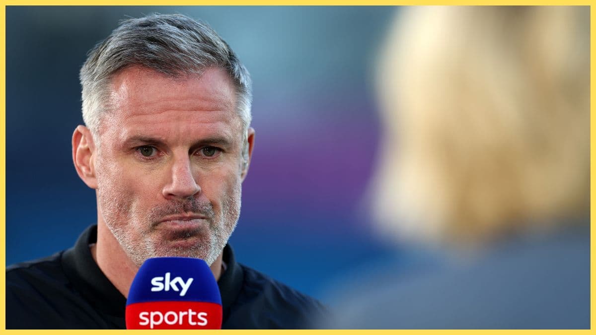Carragher makes ruthless sack claim as form collapses