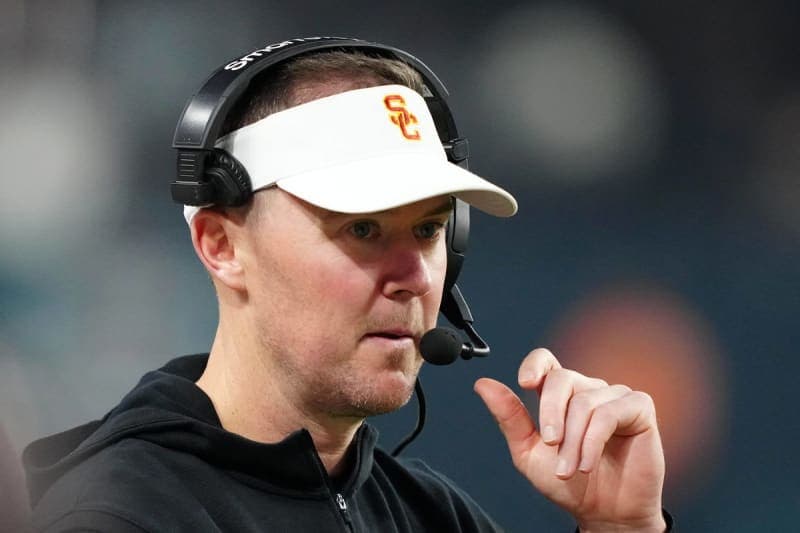 Lincoln Riley Beats Dan Lanning’s Oregon in Key Metric After Landing 5-Star Recruit