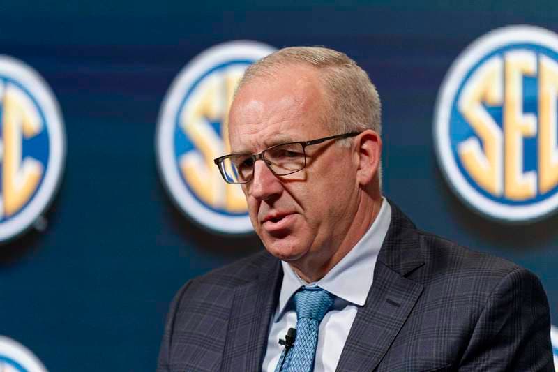 Greg Sankey Announces Big College Football Playoff Change as Top Seed Teams Get Major Advantage