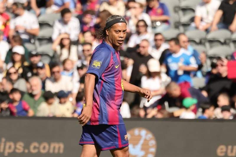 Ronaldinho overlooks Kylian Mbappe, names 38-year-old best in the world