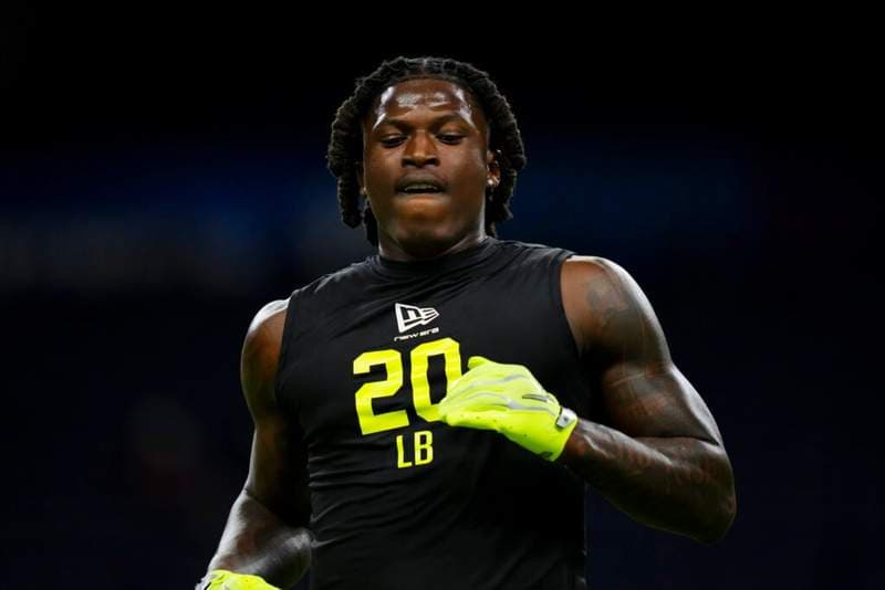 The 16 football prospects who will be in attendance during the 2026 NFL Draft revealed