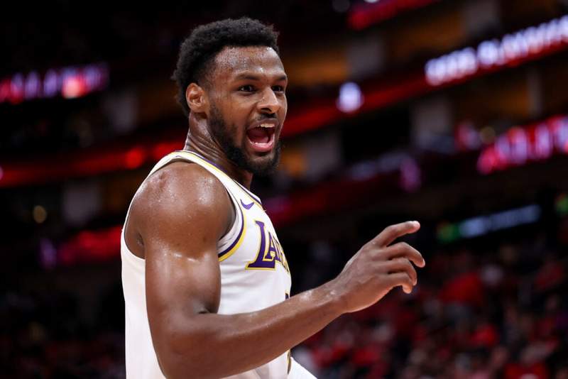 Former NBA player wants Bronny James to leave basketball for golf after seeing ‘insane’ swing