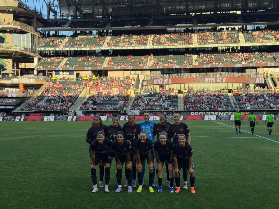 Thorns take down No. 1 San Diego at home, claim top spot in the league