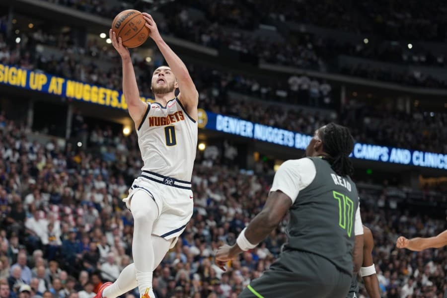 Nuggets lean on two-man game and free throws in game one