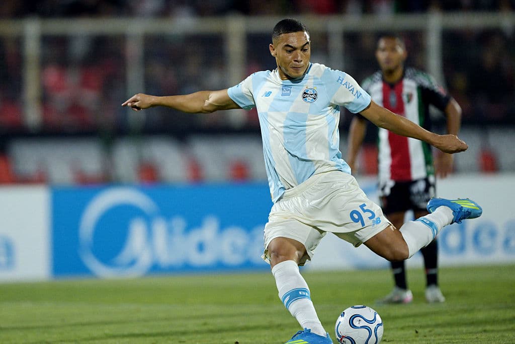  Never seen before: saved 3️⃣ penalties in 5 mins in Sudamericana