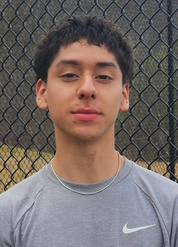 Thursday Seacoast Roundup: Dover boys tennis opens with win