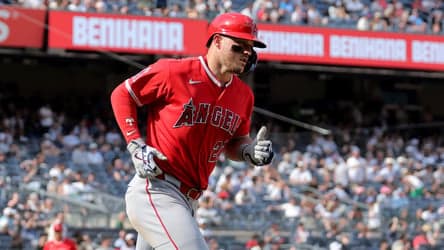 Yankees weigh in on Mike Trout's historic power-hitting series: 'He’s an all-time great'