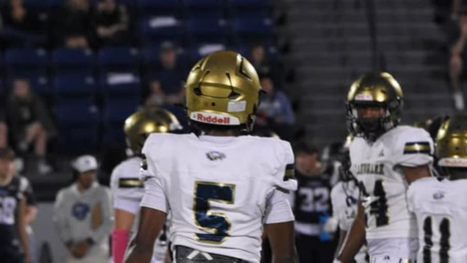 Fast Rising Defensive Back Out of Georgia Reacts to Tennessee Offer