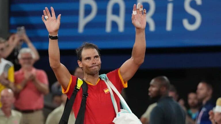 Is Rafael Nadal tiptoeing into his coaching era with Iga Swiatek