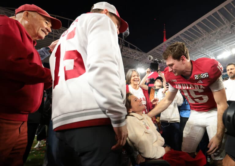 Fernando Mendoza shares emotional moment with family after being drafted by Las Vegas Raiders