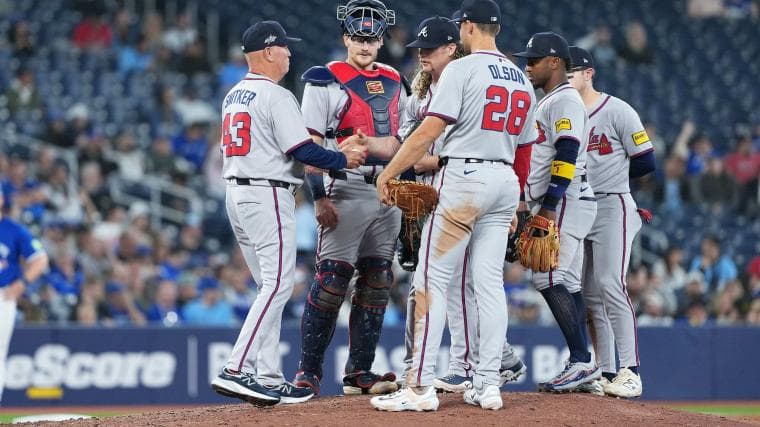 Braves-Giants trade pitch sends $115M Cy Young arm to Atlanta to join Chris Sale, Spencer Strider