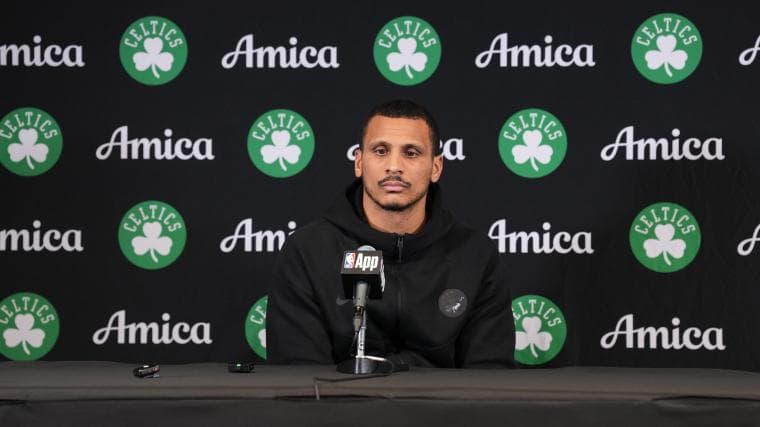 Celtics' Joe Mazzulla hilariously calls NBA Coach of the Year a 'stupid award'