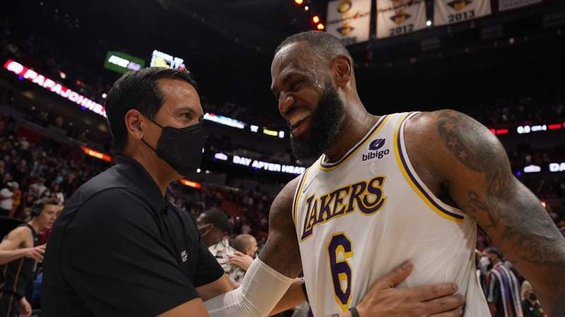 “Competing Against Father Time”: Erik Spoelstra Lauds LeBron James’ Complete Dedication to Basketball
