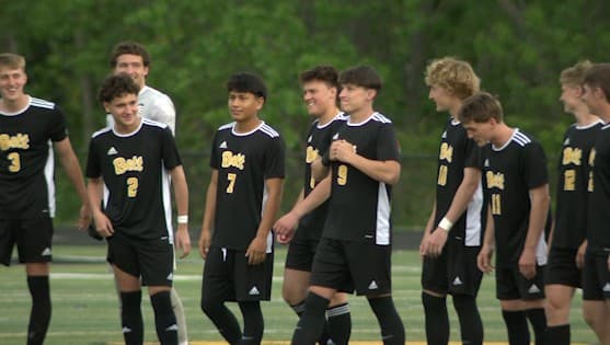 Bettendorf boys’ soccer defeats Clinton, 4-0