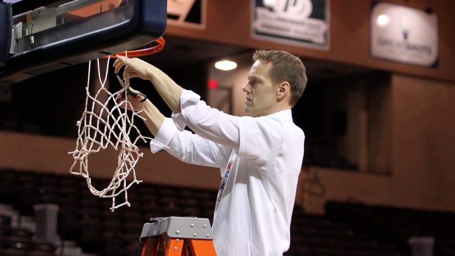 Ryan Cottingham retires after 27 years as Spring Arbor men’s basketball coach