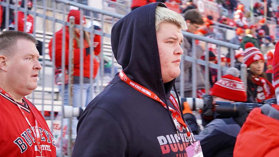 Illinois football in a heated battle as a key recruit narrows list to top 4