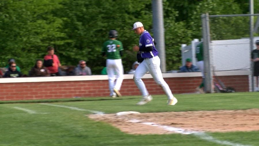 Hamilton leads Sullivan to win at West Vigo