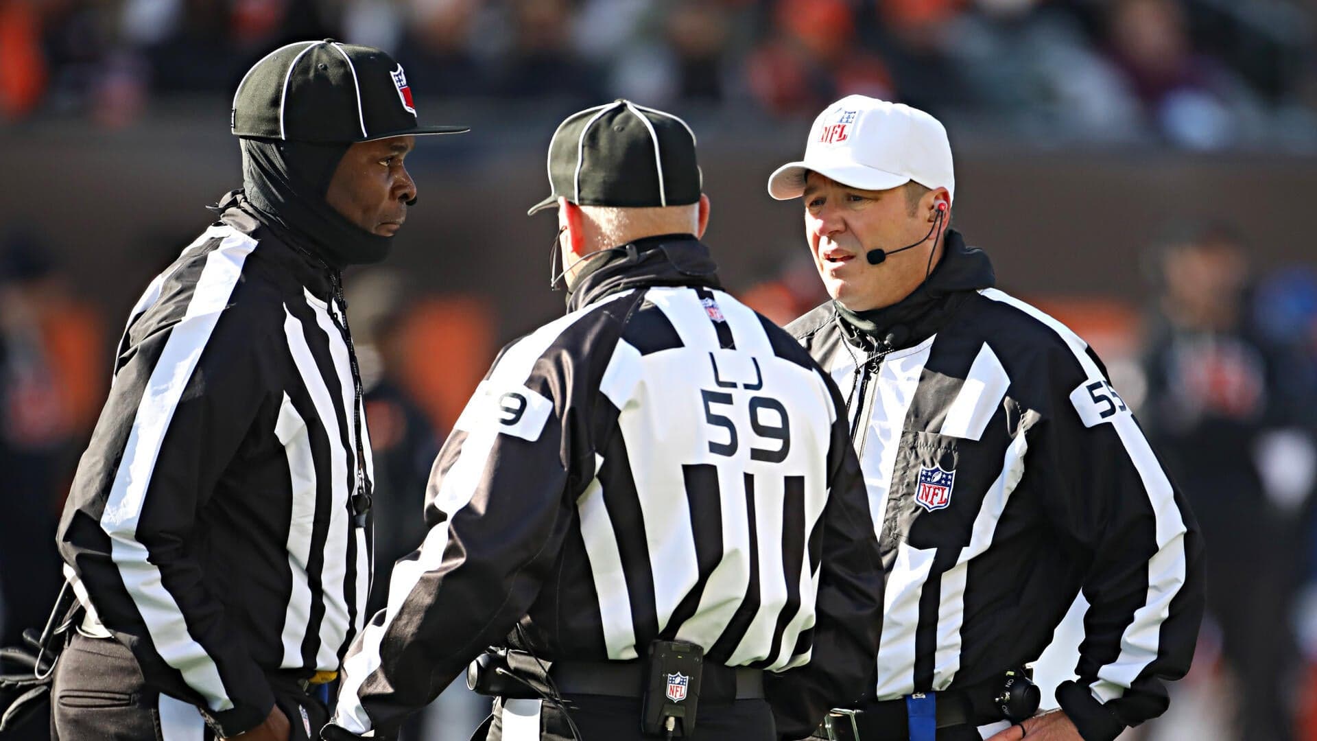 NFL, referees union inch toward showdown as replacement officials loom