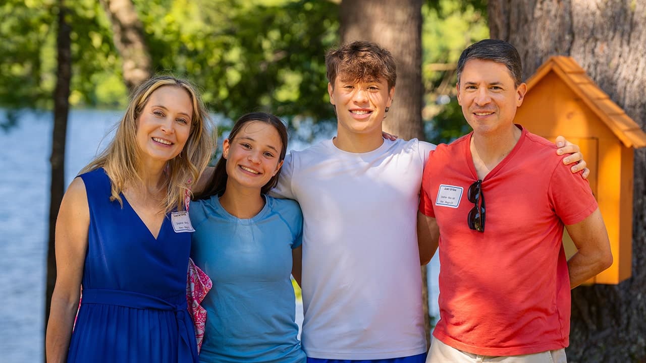 Family pleads for help as teen faces life-threatening bone marrow failure