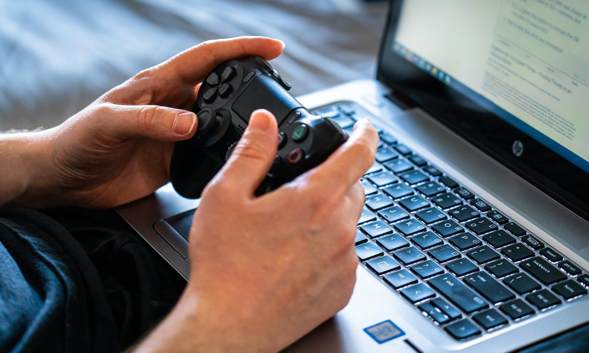 My hunt for the best gaming laptop under $500 for students (and what I found)