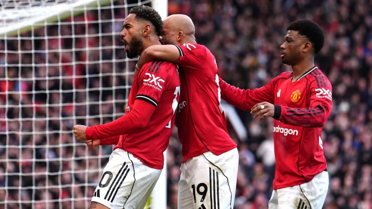 Manchester United v Liverpool: Confirmed line-ups for Old Trafford clash