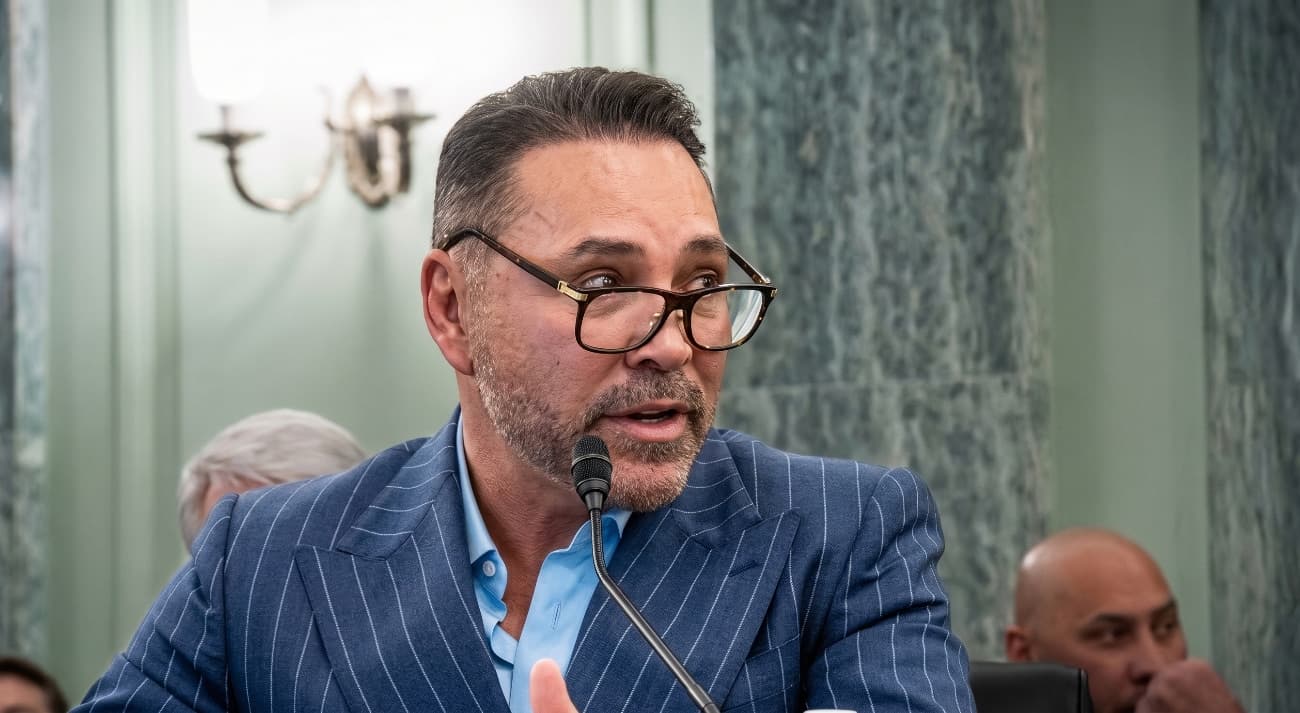 Oscar De La Hoya warns Zuffa plan could take control of boxing